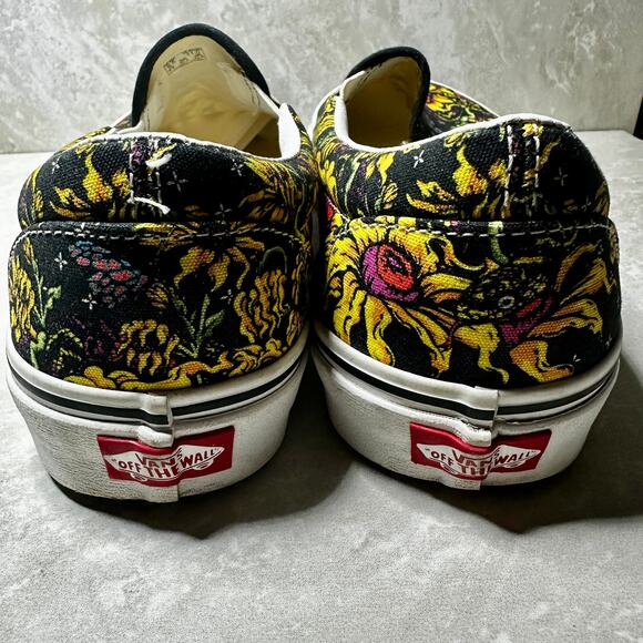 Vans Beauty Skull & Flowers Classic Slip-On Canvas Sneakers Unisex - Picture 2 of 14